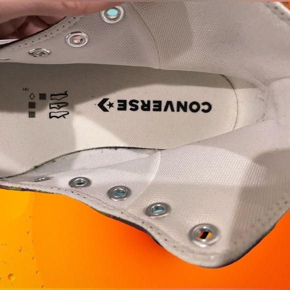 Camo Chuck Taylor Converse All Stars.  Mens size 5, women’s 7 - Picture 5 of 6